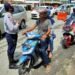 Lupa Pakai Masker, Pengendara Motor di Balikpapan Dihukum Push-Up