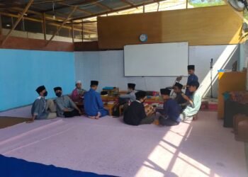 Perlu Bantuan, Santri Ponpes Samarinda Ini Belajar dan Salat di Ruang Tidur