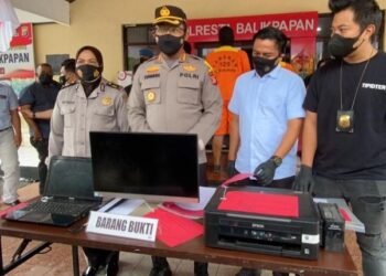 Komplotan Pembuat Surat PCR Palsu Diringkus