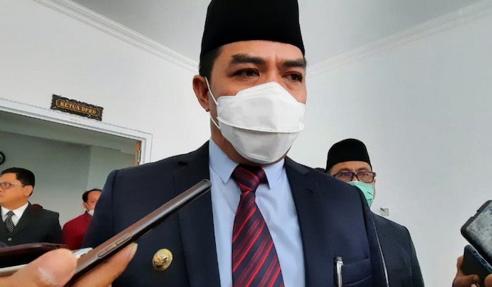 Wali Kota Samarinda Kembangkan Seragam Pegawai Pakai Batik Lokal