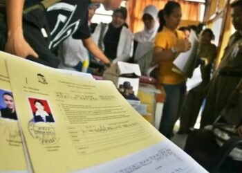 BPS: Pengangguran Kaltim Turun, Tapi Jumlah Pekerja Justru Menyusut Wawali Bontang Beri Tenggat 15 Hari Rampungkan Data Pencari Kerja VIDEO: Mudah dan Cepat! Inilah Cara Mengurus Kartu Kuning (AK1) di Kota Bontang Mudah dan Cepat! Inilah Cara Mengurus Kartu Kuning (AK1) di Kota Bontang Job Fair Bontang bakal Digelar 24-27 Juni, Diikuti 50 Perusahaan Lintas Sektor Pengangguran Turun, Angkatan Kerja Kaltim Naik