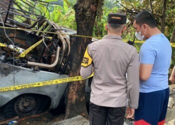 Pengendara Mobil yang Sebabkan Kebakaran Diamankan Polisi