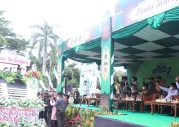 9 Kafilah MTQ Kaltim Meriahkan Pawai Ta’aruf