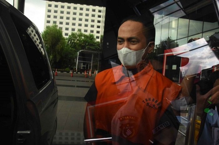 Bupati nonaktif Penajam Paser Utara, Kalimantan Timur, Abdul Gafur Mas'ud kembali terseret kasus dugaan tindak pidana korupsi