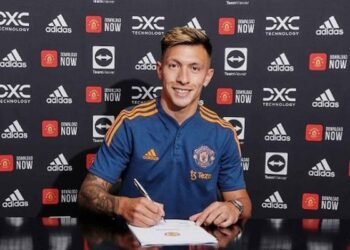 Lisandro Martinez Warisi Nomor Pogba di Manchester United