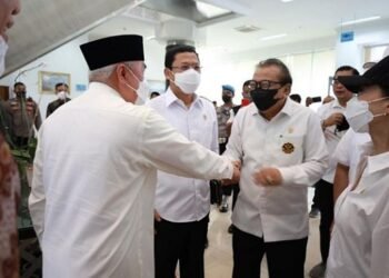 Anggota Watimpres Dijamu Soto Banjar sebelum Tinjau Lokasi IKN