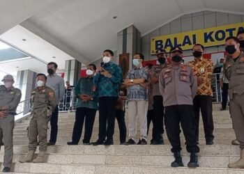 Isu Soal Insentif Guru Honorer Samarinda, Wali Kota Andi Harun Bantah Ada Pemotongan