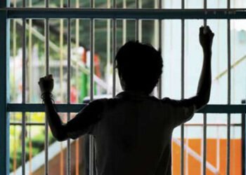 Pengedar Sabu di Bontang Divonis Penjara Lima Tahun Plus Denda Rp 1 Miliar Delapan Polisi Dijebloskan ke Penjara karena Lindungi Pengereyok Perempuan di Restoran