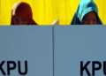KPU Bontang Tetapkan 139.131 Pemilih, Ada 2.706 Wajah Baru Jelang PSU Pilkada Kukar, 4.227 Personel Gabungan Dikerahkan Amankan 1.447 TPS PSU Pilkada Kukar Diusulkan Digelar 19 April 2025 27 November 2024 sebagai Hari Libur Nasional untuk Pilkada Serentak Jumlah DPT Meningkat, KPU Balikpapan Targetkan Partisipasi Pemilih 70 Persen dalam Pilkada 2024 Rapat Pleno KPU Kaltim Tetapkan 2,8 Juta Pemilih untuk Pilkada 2024 Penghitungan Surat Suara Ulang di 25 TPS Balikpapan Pendaftaran Calon Anggota KPU Kaltim 1 Resmi Dibuka sampai 7 Desember 2023 Rp433 Miliar untuk Dua Agenda Pemilu 2024 di Kaltim Jumlah Pemilih di Kalimantan Timur Tembus 2,7 Juta 10 Parpol di Kukar Dapat Duit, Satu Suara Dihargai Rp3.800