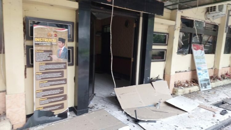 Kronologi Bom Bunuh Diri di Mapolsek Astanaanyar Bandung