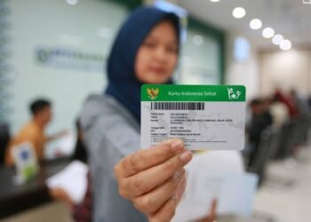PProgram BPJS Kesehatan Kelas 3 Gratis Berlanjut, Pemkot Bontang Gelontorkan Rp23 Miliar eserta BPJS Kesehatan di Samarinda Capai 103,58 Persen Siapkan Rp94 Miliar untuk Tanggung BPJS Kelas III Warga Balikpapan Pemkot Balikpapan 43 Ribu Peserta BPJS Kesehatan di Balikpapan Tunggak Iuran