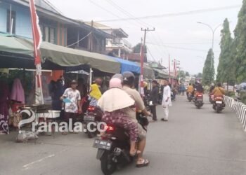 Pasar Senggol Lok Tuan; Destinasi Belanja Bersejarah di Bontang saat Ramadan
