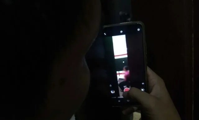 Kepergok Intip dan Rekam Wanita Mandi, Pemuda di Samarinda Diamankan Warga Dasar Cabul! Pria di Kukar Ini Intip dan Rekam Pekerja Kafe Lagi Mandi Pakai Ponsel
