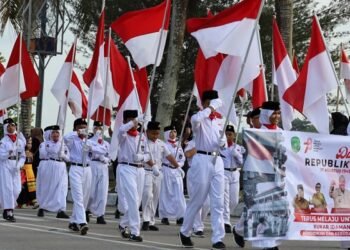 Potret Meriahnya Pawai Pembangunan HUT Kemerdekaan RI ke-78 di Kutai Kartanegara