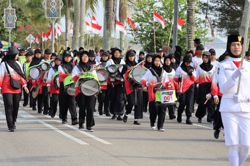 Potret Meriahnya Pawai Pembangunan HUT Kemerdekaan RI ke-78 di Kutai Kartanegara