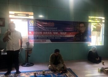 Agus Aras Reses di Bengkal Ilir, Warga Minta Beasiswa Kaltim Tuntas