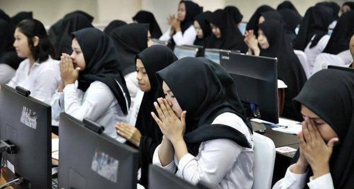 Panduan Lengkap Daftar CPNS 2026 Online, 8 Langkah dari Buat Akun hingga Cetak Kartu CPNS dan PPPK Penajam Paser Utara Siap Diangkat, SK Menyusul Mei Kesempatan Kedua! Tenaga Honorer Bisa Ikuti Seleksi PPPK Tahap 2 Pendaftaran CPNS Pemkot Bontang Umumkan Jadwal Seleksi Kompetensi Dasar CPNS 2024 2024 Segera Dibuka, Berikut Kisi-Kisi yang Perlu Dipersiapkan Seleksi CPNS 2024 Ditunda Lagi, Alasannya? Berikut Link Daftar CPNS 2024; Jadwal, Formasi, dan Syaratnya