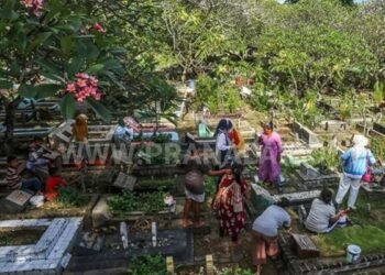 Bikin Merinding, Begini Malaikat Munkar Nakir Melakukan Siksa Kubur