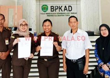 Kejari Samarinda Serahkan Uang Hasil Lelang Korupsi Rp251 Juta ke Pemprov Kaltim