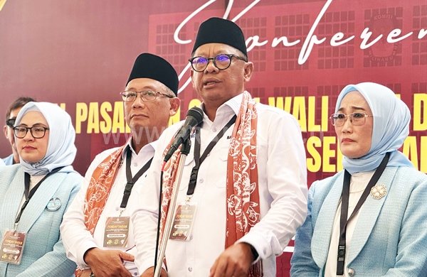 Basri Rase Janjikan Gudang Pangan dan Alun-Alun Kota untuk Warga Bontang Basri-Dhihin Daftar ke KPU Bontang, Teriakan "Sekali Lagi" Menggema dari Ribuan Pendukung