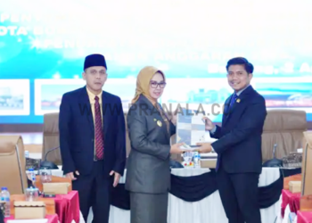 Rapat Paripurna Ke-15 DPRD Bontang Bahas Perubahan APBD 2024