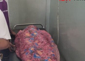 Tragis, Pria Ini Tewas Tersengat Listrik saat Isi Daya Handphone