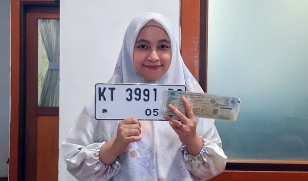 Hanya sampai Juni! Program Bebas Denda Pajak Kendaraan di Kaltim Resmi Berlaku Mulai Besok Hanya Sampai Juni! Program Bebas Denda Pajak Kendaraan Resmi Berlaku Mulai Besok di Kaltim Kabar Gembira! Pemutihan Pajak Kendaraan Bermotor di Kaltim Diperpanjang sampai 12 Oktober 2024