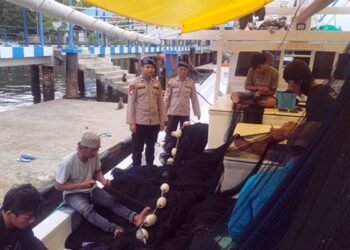 Patroli Polairud Bontang Jaga Keamanan dan Bangun Komunikasi dengan Nelayan di Tanjung Limau
