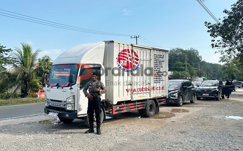 FOTO-FOTO: Momen Pengawalan Distribusi Surat Suara Pilkada 2024 ke Bontang
