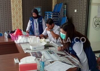 BNNK Bontang Tes Urine Mendadak di Kelurahan Tanjung Laut Indah, Semua Pegawai Negatif Narkoba