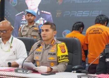 Ayah dan Anak di Samarinda Bunuh Wakar Galangan Kapal, Polisi Tetapkan sebagai Tersangka Hamil di Luar Nikah, Mahasiswi Samarinda Lakukan Aborsi demi Menutupi Aib
