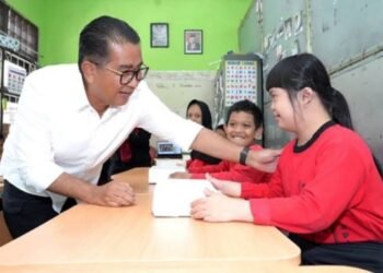 Program Makan Bergizi di Balikpapan Dibagi dalam Tiga Tahap Distribusi Waktu Tunggu Arahan Pusat, Disdikbud Kaltim Simulasikan Menu Makan Bergizi Gratis dengan Porsi Rp17 Ribu per Siswa Kaltim Simulasikan Makan Bergizi Gratis, Harga Paket di Balikpapan Capai Rp17 Ribu