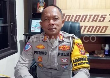 Operasi Patuh Mahakam 2026: Tilang Manual di Bontang Diperbanyak 6 Kali Lipat Mudik Tenang, Polres Bontang Tawarkan Layanan Penitipan Motor dan Mobil Gratis Polres Bontang Selidiki Kasus Tabrak Lari di Simpang Hop, Identitas Korban Masih Misterius Warga Bontang Wajib Lampirkan Bukti BPJS untuk SIM Baru dan Perpanjangan