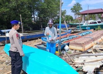 Sat Polairud Polres Bontang Sambangi Warga Pesisir, Bangun Kedekatan dan Dengar Keluhan