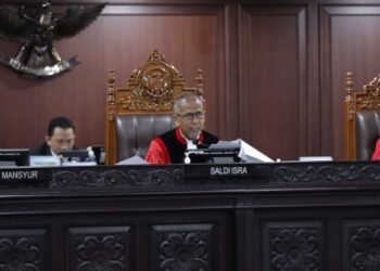 ASN Gugat Pasal UU Pilkada, Ingin Kepala Daerah Bebas Mutasi Pejabat