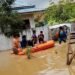 Banjir di Sangatta Meluas, Warga Mulai Dievakuasi dengan Perahu Karet