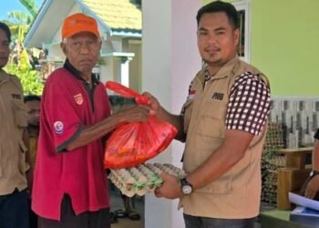 IPBBB Bagikan 100 Paket Sembako untuk Warga Muslim di Kanaan Bontang