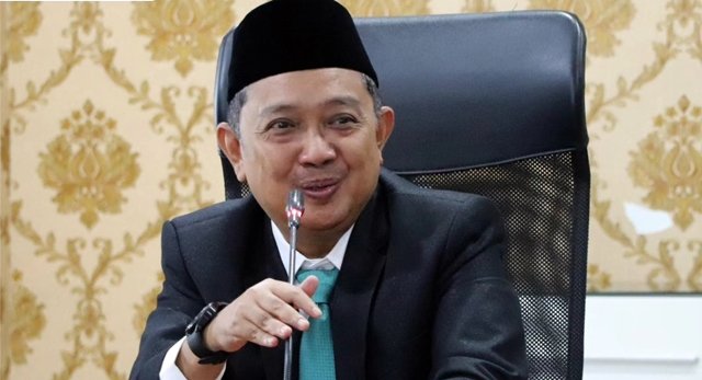 Demi Warung Tradisional, Bontang Batasi Kuota Ritel Modern per Kecamatan Bontang Masih Bergantung Investor Lokal, Modal Asing Baru 0,3 Persen Strategi Agresif Bontang Dorong Pertumbuhan Ekonomi lewat Investasi Pabrik Soda Ash Pertama di Indonesia jadi Magnet Investasi di Bontang