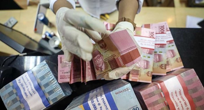 Kaltim Rajanya Kredit, Rp96 Triliun Dicairkan, Pertumbuhan Tertinggi se-Kalimantan Gaji ke-13 ASN dan Pensiunan Segera Cair, Ini Bocoran Besaran Lengkapnya Rp3,38 Triliun Uang Tunai Beredar di Kaltim Jelang Lebaran Bank Indonesia Siapkan Rp4,19 Triliun untuk Penukaran Uang di Kaltim