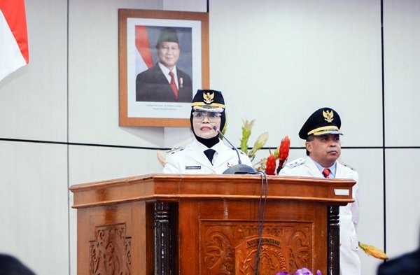 Pindah ke Bontang Lestari, Rumah Dinas Wali Kota Bontang Kaltim bakal Dikonversi jadi Ruang Hijau Tantangan Kota Bontang: Pengangguran Tinggi dan Daya Beli Rendah, Pemkot Siapkan Solusi