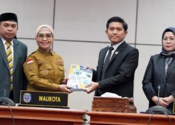 Wali Kota Bontang Sampaikan LKPJ 2024 ke DPRD, Evaluasi Pembangunan jadi Sorotan