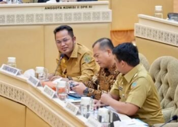 Bawa Video Jalan Rusak ke DPR, Gubernur Kaltim: Ini Wajah Indonesia dari Timur