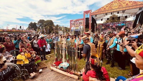 Festival Lom Plai 2026 Kaltim Makin Bergengsi, Kemenpar Dijadwalkan Hadir Lom Plai 2026 Masuk Agenda Nasional, Kutim Bidik 12 Ribu Pengunjung Festival Lom Plai Kutim Didorong Masuk Agenda Nasional Tak Masuk Agenda Nasional, Festival Adat Lom Plai Dayak Wahea Jalan Terus