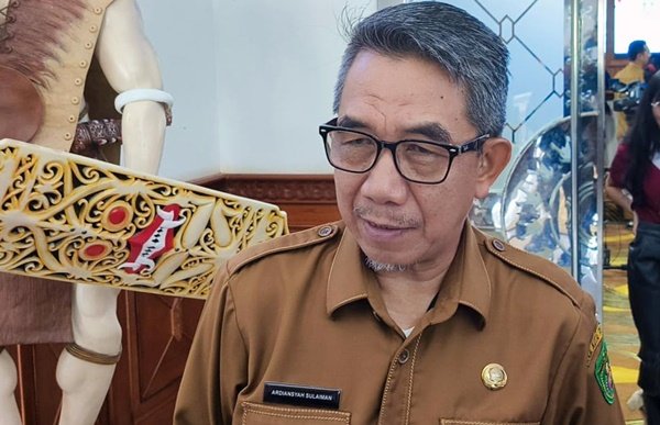 Kutim Dorong PAD lewat Inovasi Pajak Digital, 100 Wajib Pajak Teladan Terima Penghargaan Sangkulirang yang Terlupakan Itu Kini jadi PR Utama Bupati Kutim