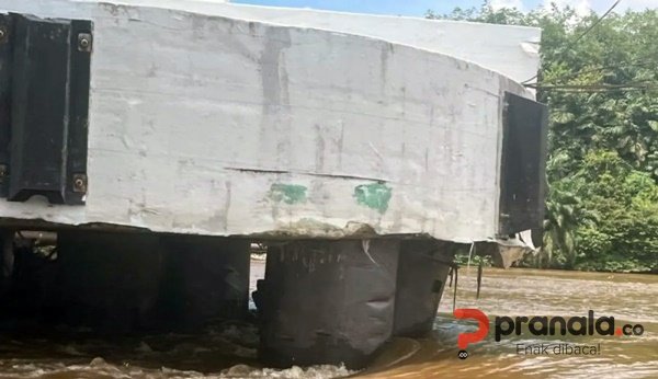 Inspeksi Pasca-Tabrakan Tongkang, Jembatan Mahakam 1 Samarinda Ditutup Besok Pagi Jembatan Mahakam Samarinda Dihantam Tongkang, Pelindo: Terjadi di Luar Jadwal Pengolongan
