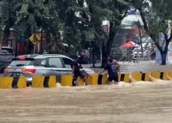 Bank Dunia Turun Tangan Bantu Balikpapan Atasi Ancaman Air Bersih dan Banjir Banjir Dominasi Bencana di Kaltim, 245 Kejadian Sepanjang 2025 Banjir Lumpuhkan Balikpapan: Ojol Gagal Narik, Suami Tak Bisa Temani Operasi Istri