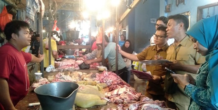 Jelang Iduladha, Harga Pangan di 3 Kota Kaltim Masih Stabil, Cuma Beras yang Naik Sidak Pasar Samarinda Jelang Iduladha; Harga Beras Naik, tapi Telur dan Ketan Justru Turun