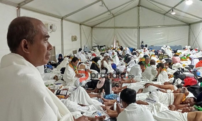 3.166 Jemaah Haji Kaltim Siap Berangkat, Masa Tunggu Haji Kini 26 Tahun Meski Konflik Timur Tengah, Jadwal Haji 2026 Tidak Berubah Kondisi Terkini Jemaah Haji Bontang: Sehat, Khusyuk, dan Lanjut Umrah di Makkah