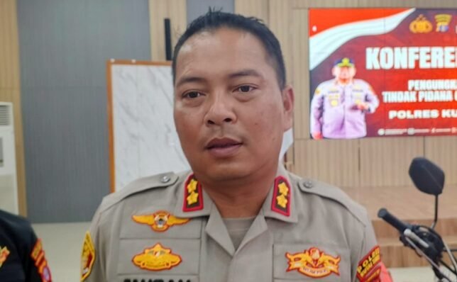 SPPG Polres Kutim Hampir Rampung, Siap Layani 3.200 Penerima MBG Mudik Lebih Tenang, Polres Kutim Buka Penitipan Kendaraan Gratis selama Nataru Antisipasi Keracunan Makanan, Program MBG di Kutai Timur Diawasi Ketat