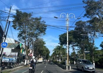 Balikpapan akan Terang Benderang, 2 Ribu Lampu Jalan Siap Dipasang hingga Oktober 2025 Balikpapan Kebut Program “Kota Terang”, 3.500 Titik Lampu Jalan Dipasang Tahun Ini